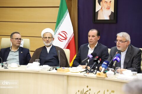 حضور وزیر میراث‌فرهنگی در شورای اداری زنجان