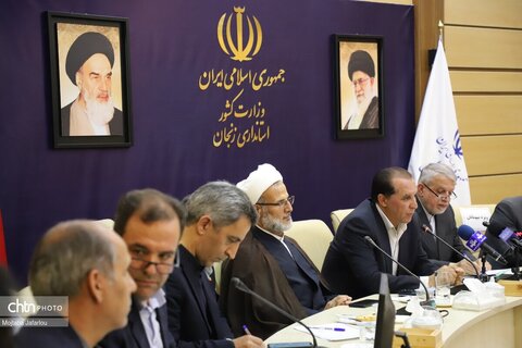 حضور وزیر میراث‌فرهنگی در شورای اداری زنجان