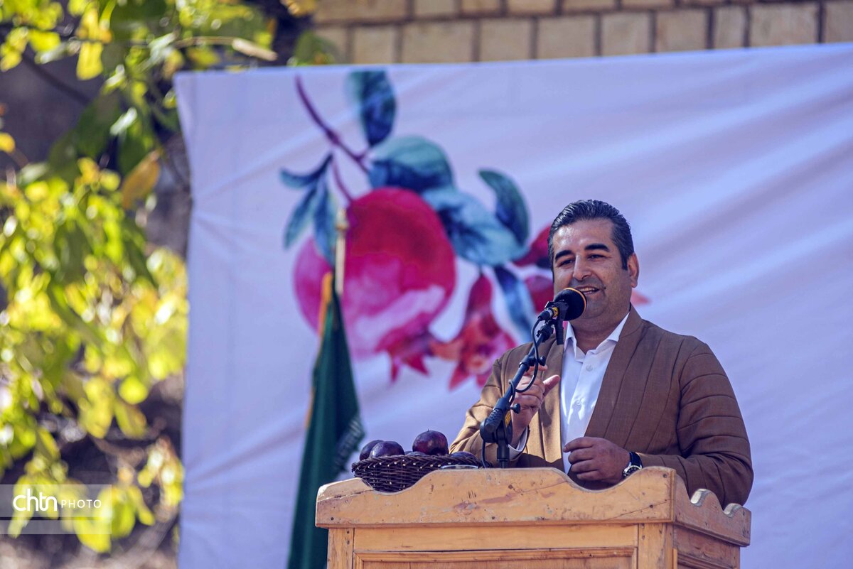 جشن آیینی «انارانه» در روستای ساتیاری پاوه تجلی دوباره روح «گَل» و مشارکت مردم اورامان