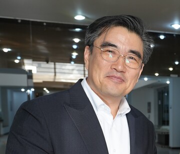 روح پهلوانی «رستم» در سیستان همچنان زنده است/ بازدید از موزه بزرگ زاهدان برای من تجربه‌ای استثنایی و فراموش‌نشدنی بود/ سیستان و بلوچستان گنجینه هویت ایرانی و پلی برای گسترش همکاری‌های فرهنگی دو کشور است