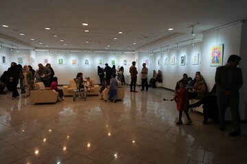 نمایش ۳۳ تابلوی نقاشی نوجوانان زاهدانی در موزه منطقه‌ای جنوب شرق