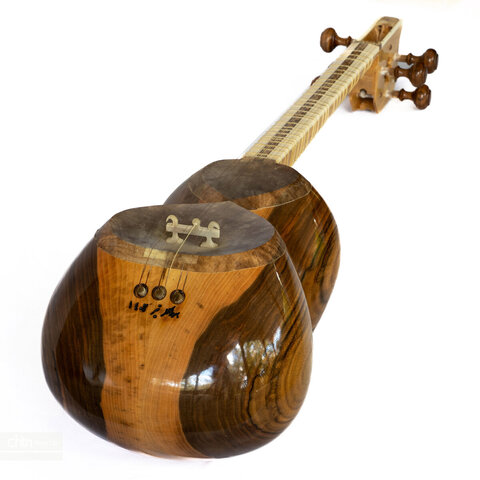 آثار منتخب هشتمین دوره داوری «مهر اصالت ملی» در همدان