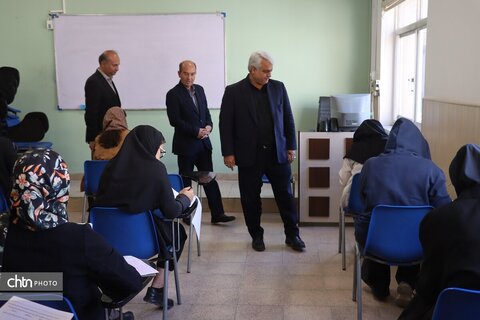 آزمون جامع هماهنگ دوره‌های کوتاه‌مدت گردشگری در سراسر کشور همزمان در خراسان رضوی برگزارشد
