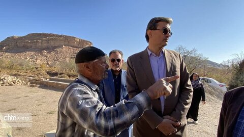 بازدید مدیر کل میراث فرهنگی از  ظرفیتهای تاریخی و گردشگری روستای بورق