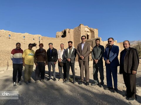 بازدید مدیر کل میراث فرهنگی از  ظرفیتهای تاریخی و گردشگری روستای بورق