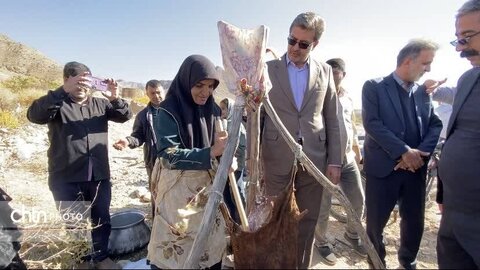 بازدید مدیر کل میراث فرهنگی یزد از کارگاه داوطلبانه مرمت اضطراری برج سنگی تاریخی روستای زارکوییه بهاباد