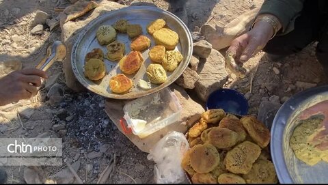 بازدید مدیر کل میراث فرهنگی یزد از کارگاه داوطلبانه مرمت اضطراری برج سنگی تاریخی روستای زارکوییه بهاباد