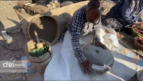 بازدید مدیر کل میراث فرهنگی یزد از کارگاه داوطلبانه مرمت اضطراری برج سنگی تاریخی روستای زارکوییه بهاباد
