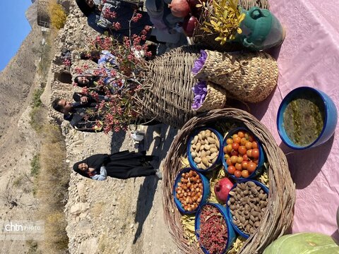 بازدید مدیر کل میراث فرهنگی یزد از کارگاه داوطلبانه مرمت اضطراری برج سنگی تاریخی روستای زارکوییه بهاباد
