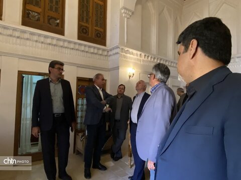 بازدید مدیرعامل صندوق احیا از مجموعه پردیسان ابرکوه