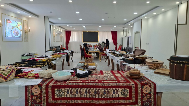 داوری ۹۷ اثر صنایع‌دستی هرمزگان برای دریافت مهر اصالت/ انتخاب ۳۳ اثر به مرحله نهایی