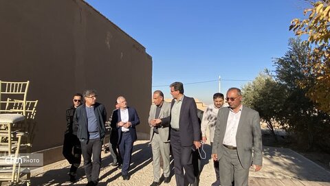 بازدید مدیرعامل صندوق احیا از مجموعه باغ صدری تفت