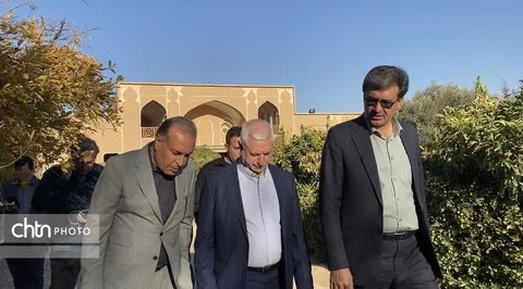 بازدید مدیرعامل صندوق احیا از مجموعه باغ صدری تفت