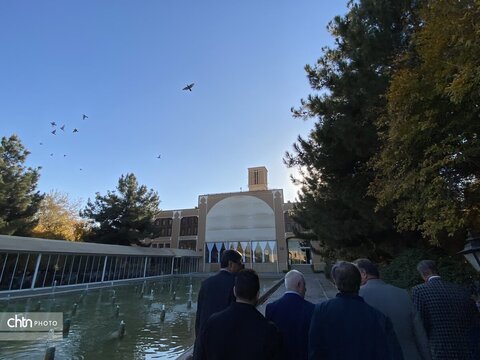 بازدید مدیرعامل صندوق احیا از مجموعه باغ صدری تفت