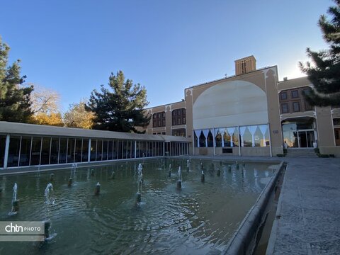 بازدید مدیرعامل صندوق احیا از مجموعه باغ صدری تفت