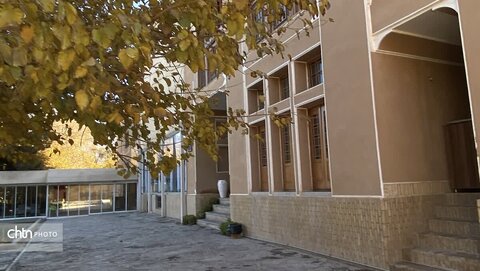 بازدید مدیرعامل صندوق احیا از مجموعه باغ صدری تفت