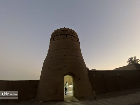 بازدید برزین ضرغامی مدیر عامل صندوق احیا و بهره برداری از اماکن تاریخی و فرهنگی و هیئت همراه از مجموعه میراث جهانی باغ پهلوانپور و سوییت های اقامتی مجموعه