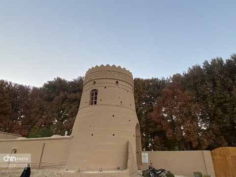 بازدید برزین ضرغامی مدیر عامل صندوق احیا و بهره برداری از اماکن تاریخی و فرهنگی و هیئت همراه از مجموعه میراث جهانی باغ پهلوانپور و سوییت های اقامتی مجموعه