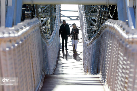 پل معلق ورگه سران؛ جاذبه ای هیجان انگیز در سرعین