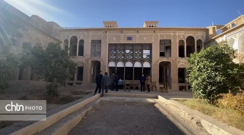 بازدید مدیرعامل صندوق احیا و بهره‌برداری از اماکن تاریخی و فرهنگی کشور  از بناهای تاریخی در شهرستان یزد