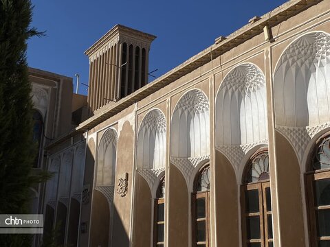 بازدید مدیرعامل صندوق احیا و بهره‌برداری از اماکن تاریخی و فرهنگی کشور  از بناهای تاریخی در شهرستان یزد