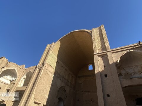 بازدید مدیرعامل صندوق احیا و بهره‌برداری از اماکن تاریخی و فرهنگی کشور  از بناهای تاریخی در شهرستان یزد