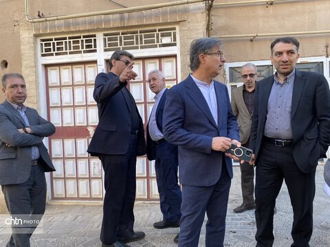 بازدید مدیرعامل صندوق احیا و بهره‌برداری از اماکن تاریخی و فرهنگی کشور  از بناهای تاریخی در شهرستان یزد