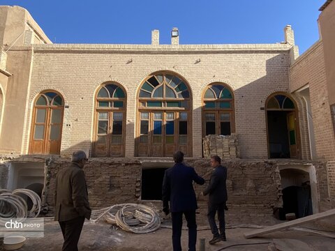 بازدید مدیرعامل صندوق احیا و بهره‌برداری از اماکن تاریخی و فرهنگی کشور  از بناهای تاریخی در شهرستان یزد