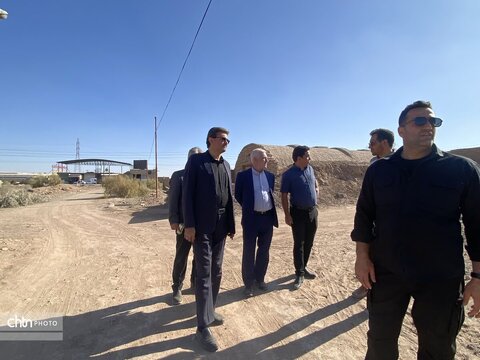 بازدید برزین ضرغامی مدیر عامل صندوق احیا و بهره برداری از اماکن تاریخی و فرهنگی و هیئت همراه از مجموعه حجت آباد وزیر