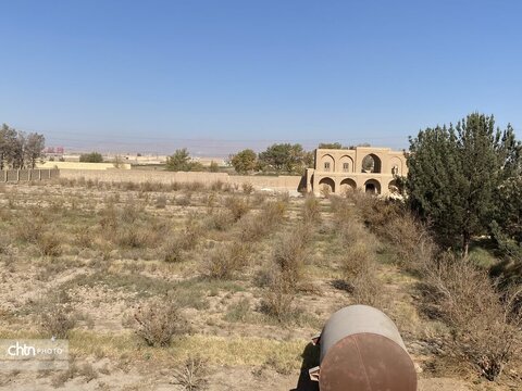 بازدید برزین ضرغامی مدیر عامل صندوق احیا و بهره برداری از اماکن تاریخی و فرهنگی و هیئت همراه از مجموعه حجت آباد وزیر