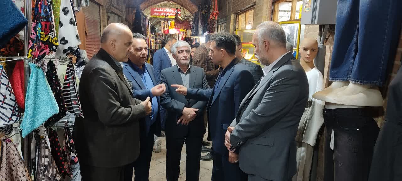 بازدید مدیرکل میراثفرهنگی استان و نماینده مردم همدان در مجلس از بازار تاریخی
