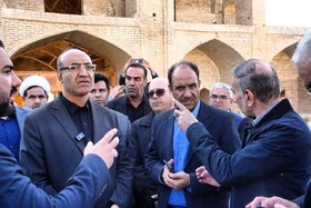 بازدید استاندار کرمانشاه از کاروانسرای تاریخی ماهیدشت/ کاروانسرای صفوی ماهیدشت در انتظار تعیین‌تکلیف سرمایه‌گذاری