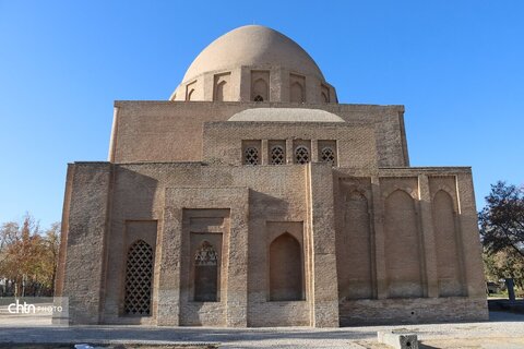 مجموعه تاریخی و فرهنگی هارونیه ( گنبدخانه تابران ) یکی از برجسته‌ترین یادمان‌های تاریخی تابران توس