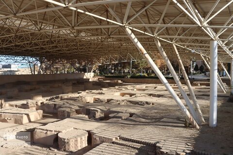 مجموعه تاریخی و فرهنگی هارونیه ( گنبدخانه تابران ) یکی از برجسته‌ترین یادمان‌های تاریخی تابران توس