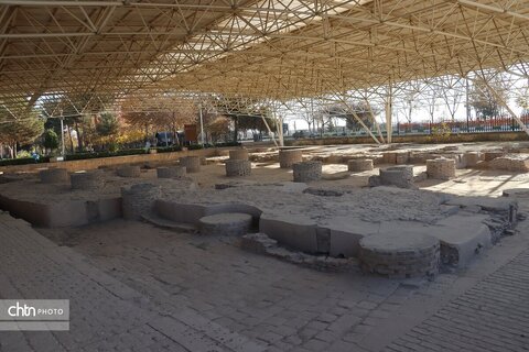 مجموعه تاریخی و فرهنگی هارونیه ( گنبدخانه تابران ) یکی از برجسته‌ترین یادمان‌های تاریخی تابران توس