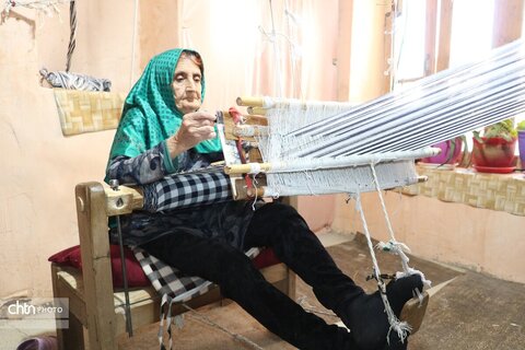 روز سوم سفر مریم جلالی به خراسان شمالی | روستای ملی چادرشب‌بافی روئین