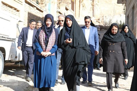 روز سوم سفر مریم جلالی به خراسان شمالی | روستای ملی چادرشب‌بافی روئین