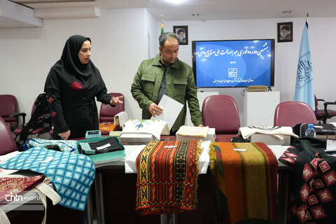 برگزاری هشتمین دوره داوری مُهر اصالت ملی صنایع دستی در سیستان وبلوچستان برگزاری هشتمین دوره داوری مُهر اصالت ملی صنایع دستی در سیستان وبلوچستان