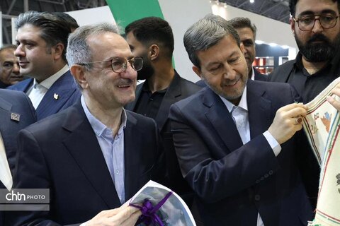 اولین روز برگزاری پانزدهمین نمایشگاه بین‌المللی گردشگری استان اصفهان