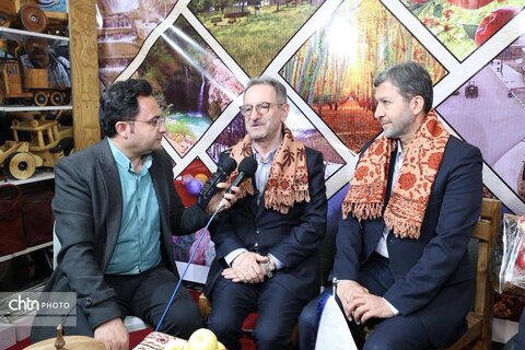 اولین روز برگزاری پانزدهمین نمایشگاه بین‌المللی گردشگری استان اصفهان
