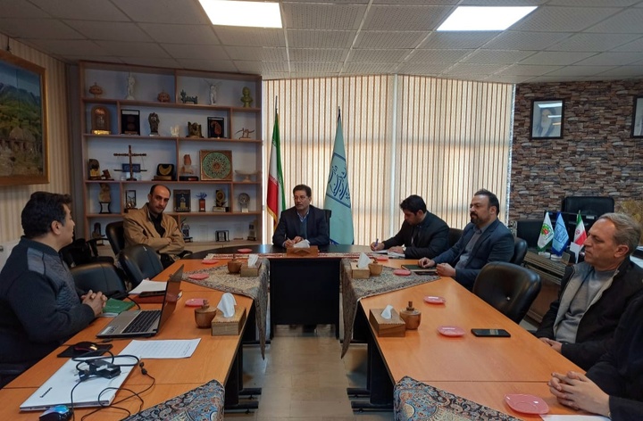 نشست تخصصی بررسی طرح محتوایی و گرافیک محیطی کاخ‌موزه خسروآباد در سنندج برگزار شد