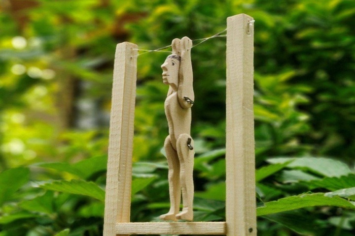 بندبازی روی نخ‌های تاریخ