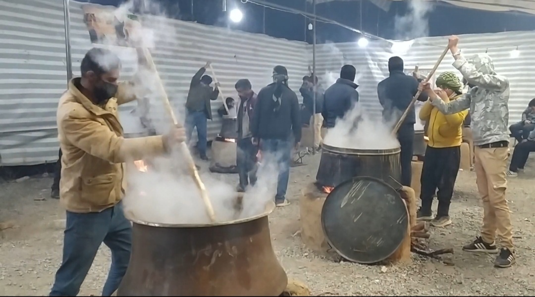 آئین سمنوپزان در شهرکیان چهارمحال و بختیاری برگزار شد