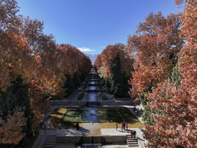 خودنمایی باغ شاهزاده ماهان در تن‌پوش پاییز