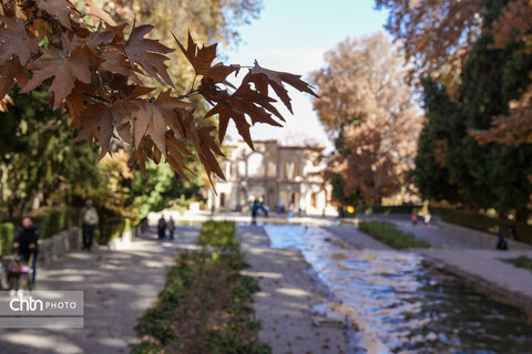 پاییز باغ شاهزاده