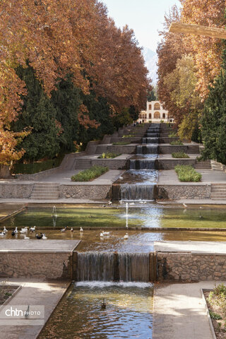 پاییز باغ شاهزاده