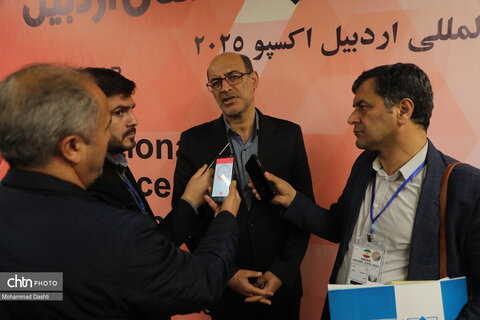 نشست تخصصی سرمایه‌گذاری حوزه گردشگری در همایش بین‌المللی سرمایه‌گذاری استان اردبیل