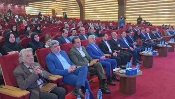 آیین گرامی‌داشت هفتمین سالروز ثبت جهانی زیلو در میبد برگزار شد