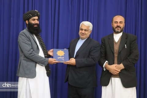 بازدید مدیر کل میراث فرهنگی گردشگری وصنایع دستی خراسان رضوی از اماکن تاریخی و کارگاه های هنر دستی  شهرهرات افغانستان