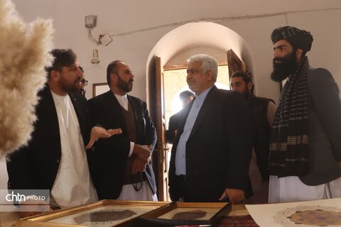 بازدید مدیر کل میراث فرهنگی گردشگری وصنایع دستی خراسان رضوی از اماکن تاریخی و کارگاه های هنر دستی  شهرهرات افغانستان